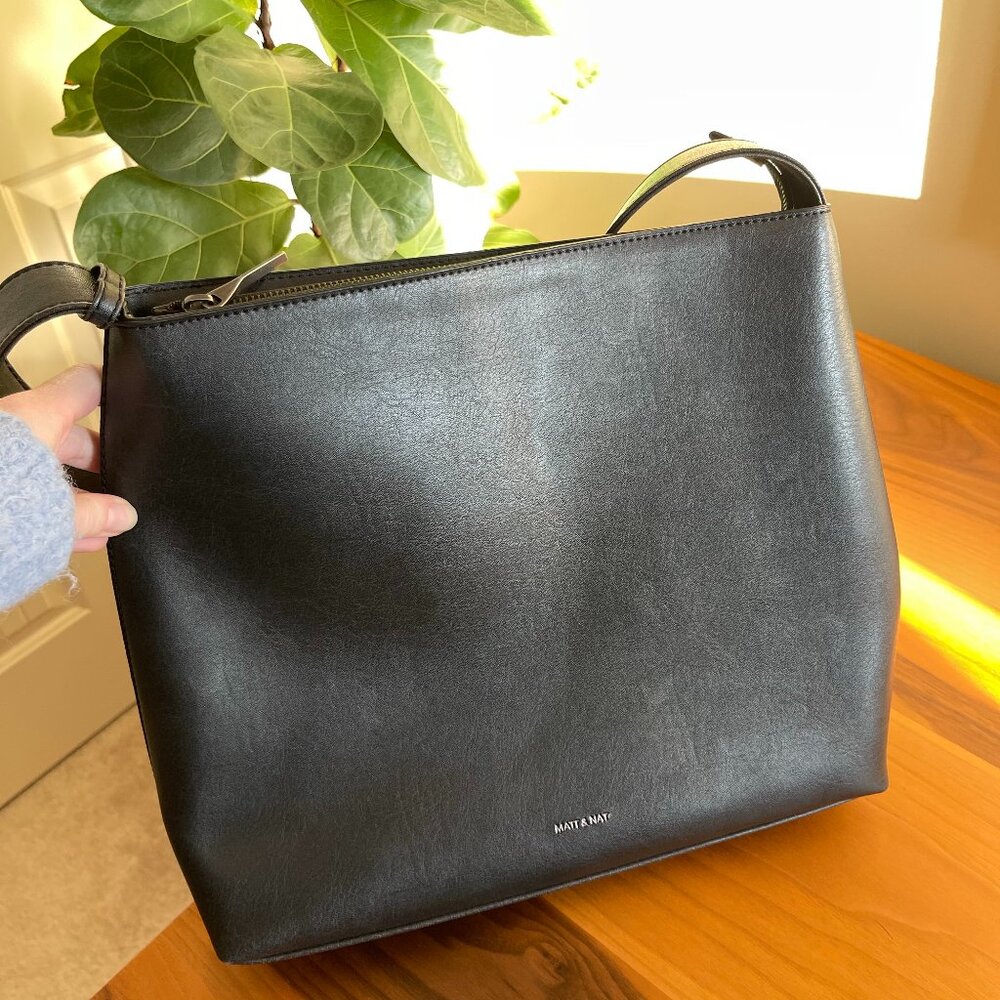 Black Matt & Nat Bag